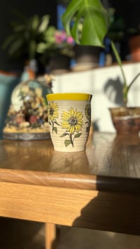 Image 6 of Sunflower mug 01