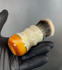 Image 4 of Pearl Gold / Honey Amber Gold