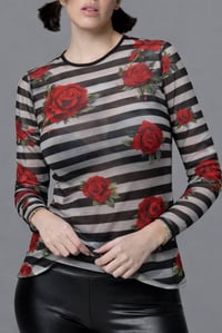 Image 3 of CAMISETA TUL ROSAS