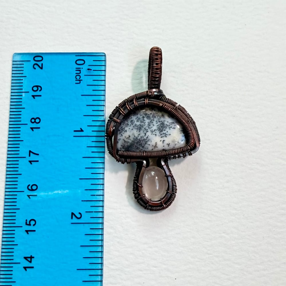 Image of Dentritic Agate and Lattice Sunstone Mushroom Pendant