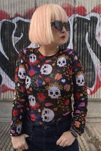 Image 2 of CAMISETA TUL SKULL FLOWERS