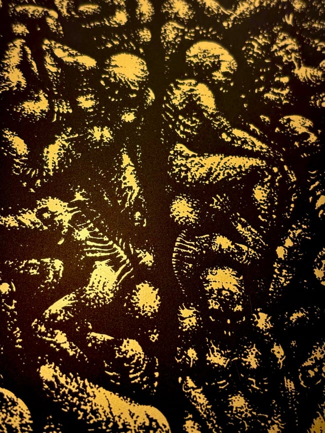 Brain Dead (black gold)