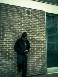 Image 2 of Bonnet fit Rufisque  – Noir (Précommande)