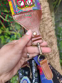 Image 6 of Slouch bag leather pulley - black White 
