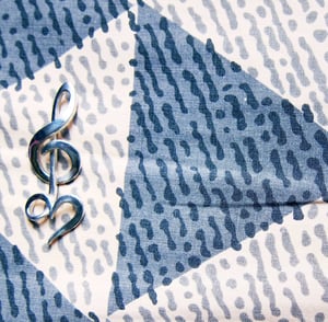 Image of Treble Clef with Love heart Jewelry Piece
