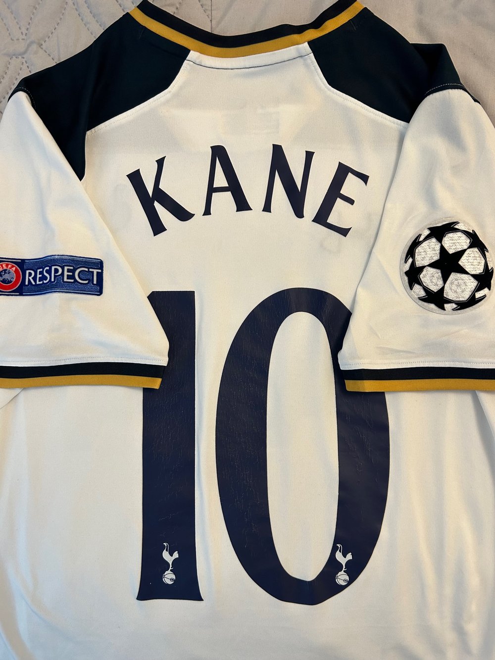 Image of Tottenham Hotspur “KANE 10” 2016/17 Home Shirt + UCL patches (S)