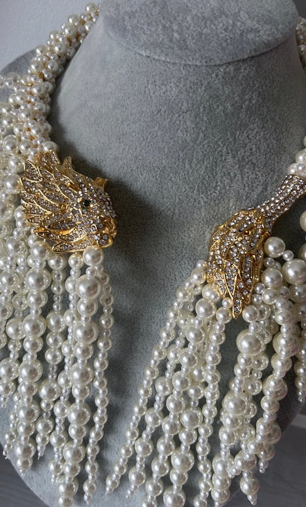 Image of Lion Head Pearl Necklace