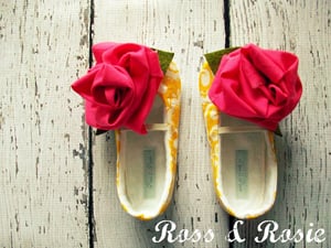 Image of Handmade Baby Toddler Girls Soft Soled Shoes Booties & Ballet Flats...Flora