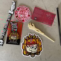 Image 5 of WHAT’S COOKIN’? Limited Edition “Bone Shakin’ White” 36 oz Tiki Mug 