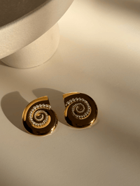 Snail Pearl Earrings