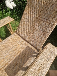 Image 3 of La chaise longue en rotin 