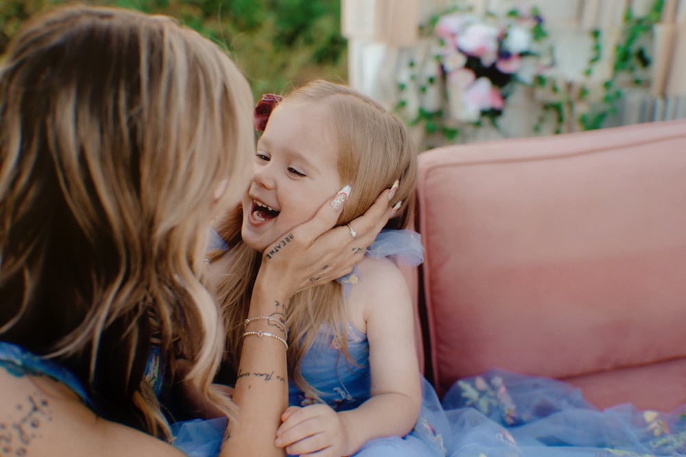 Image of Mother’s Day/Spring April 25