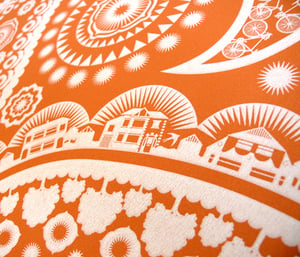 Image of Paisley Crescent Wallpaper - Tangerine Dream