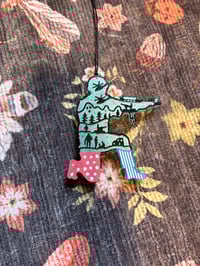 Mahogany Teakwood Scented Military Man Freshie