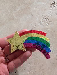 Image 1 of Broche étoile arc en ciel 