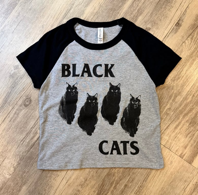 Image of Black Cats Cropped Raglan Women’s Tee