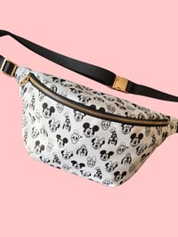 Image 1 of Sensational Friends XL