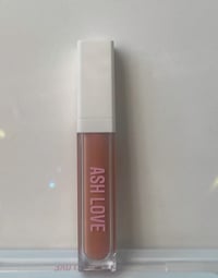 Image 5 of Ash Love Nude Vegan Liquid Matte Lipstick (Mocha38)