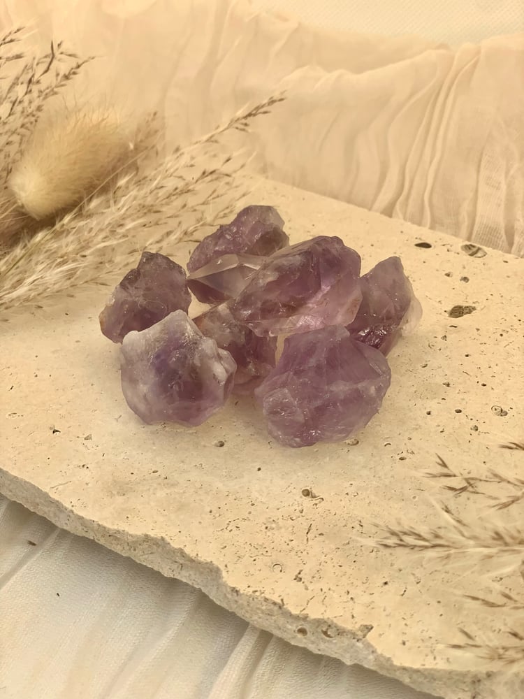 Image of Amethyst Raw Pieces 