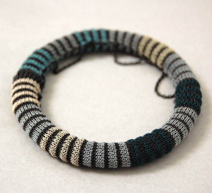 Pixels Chain Bangle COLOUR 3 | Elinor Voytal