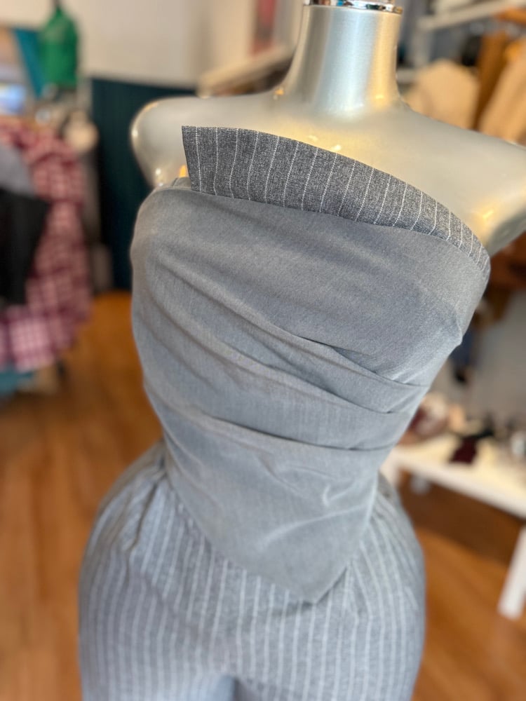 Image of CORPORATE SET