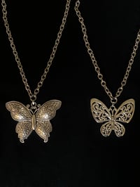 Image 3 of Nia Necklace 