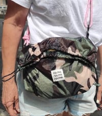 Image 4 of SL Messenger bag Size L