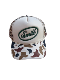 Smile Camo trucker 