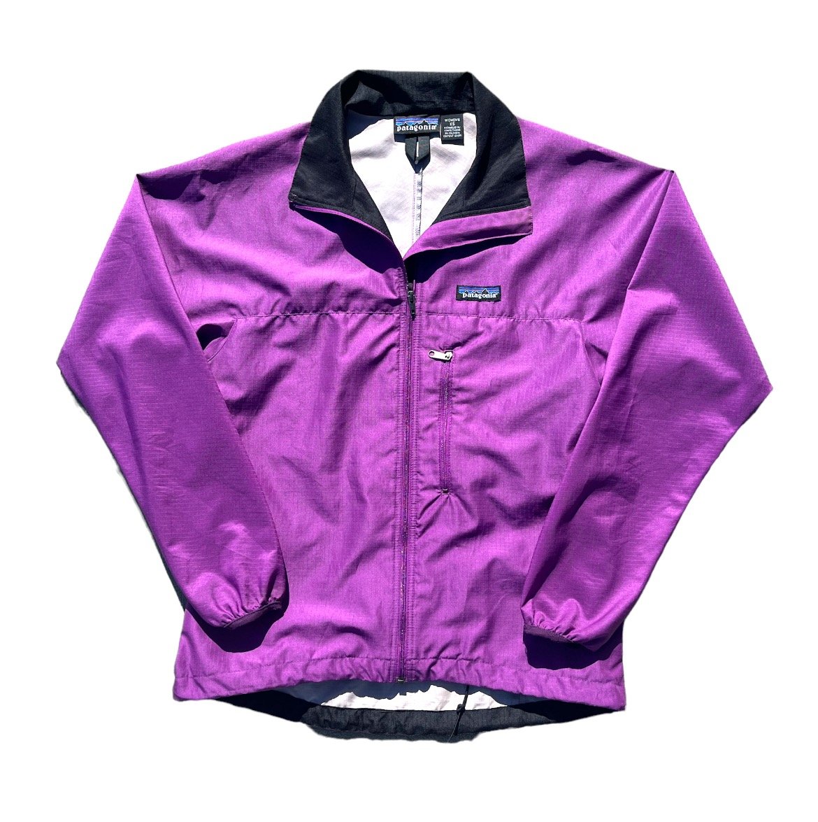 Patagonia lightweight windbreaker best sale