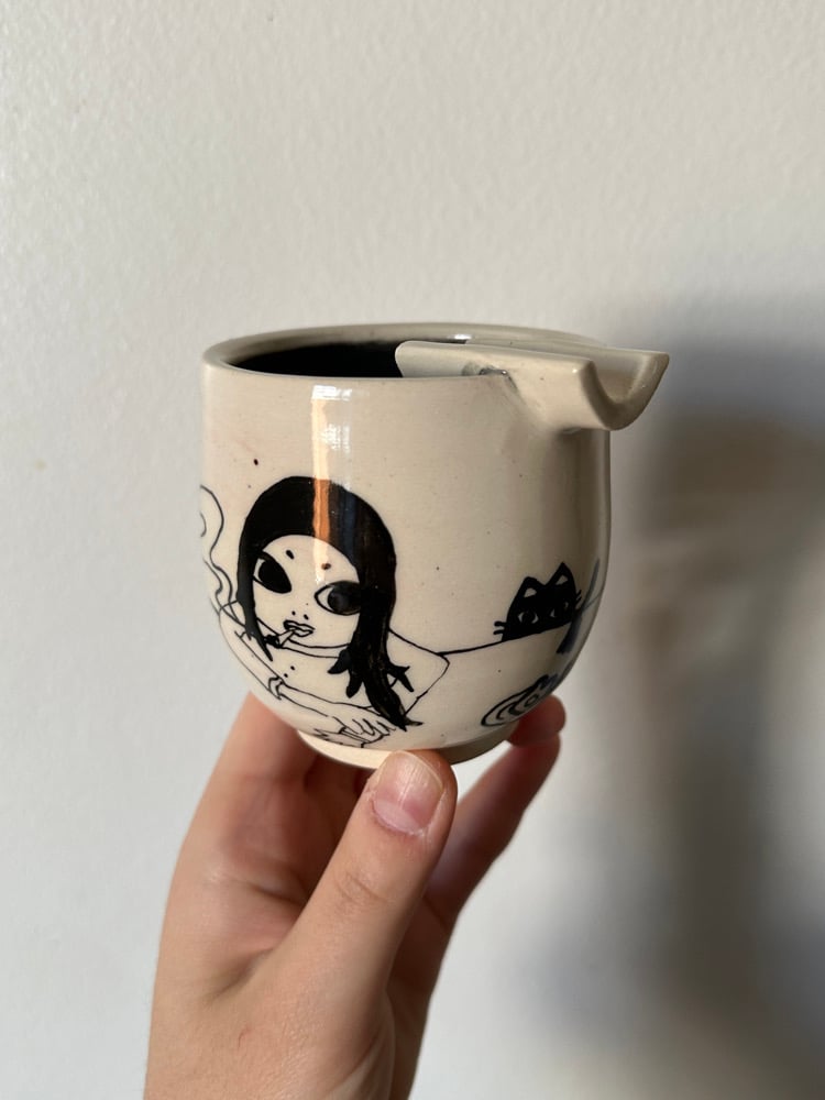 Image of Girl at Home Ash Cup