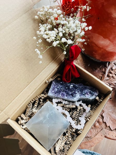 Image of Valentines Box 3