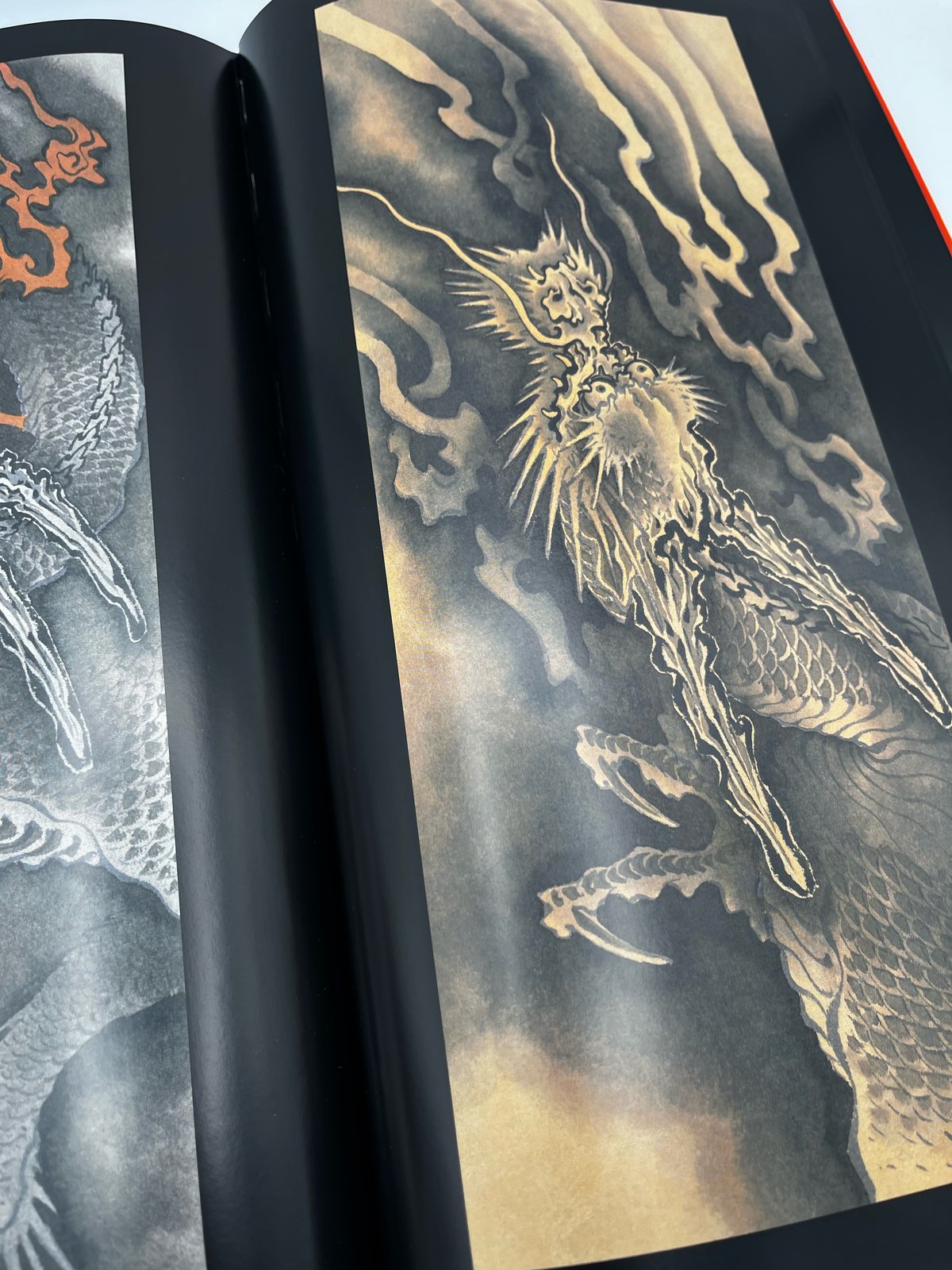 Oliver Macintosh 150 Dragons | Lifers Books