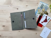 Image 2 of Portafogli Chiara Foglia Ulivo