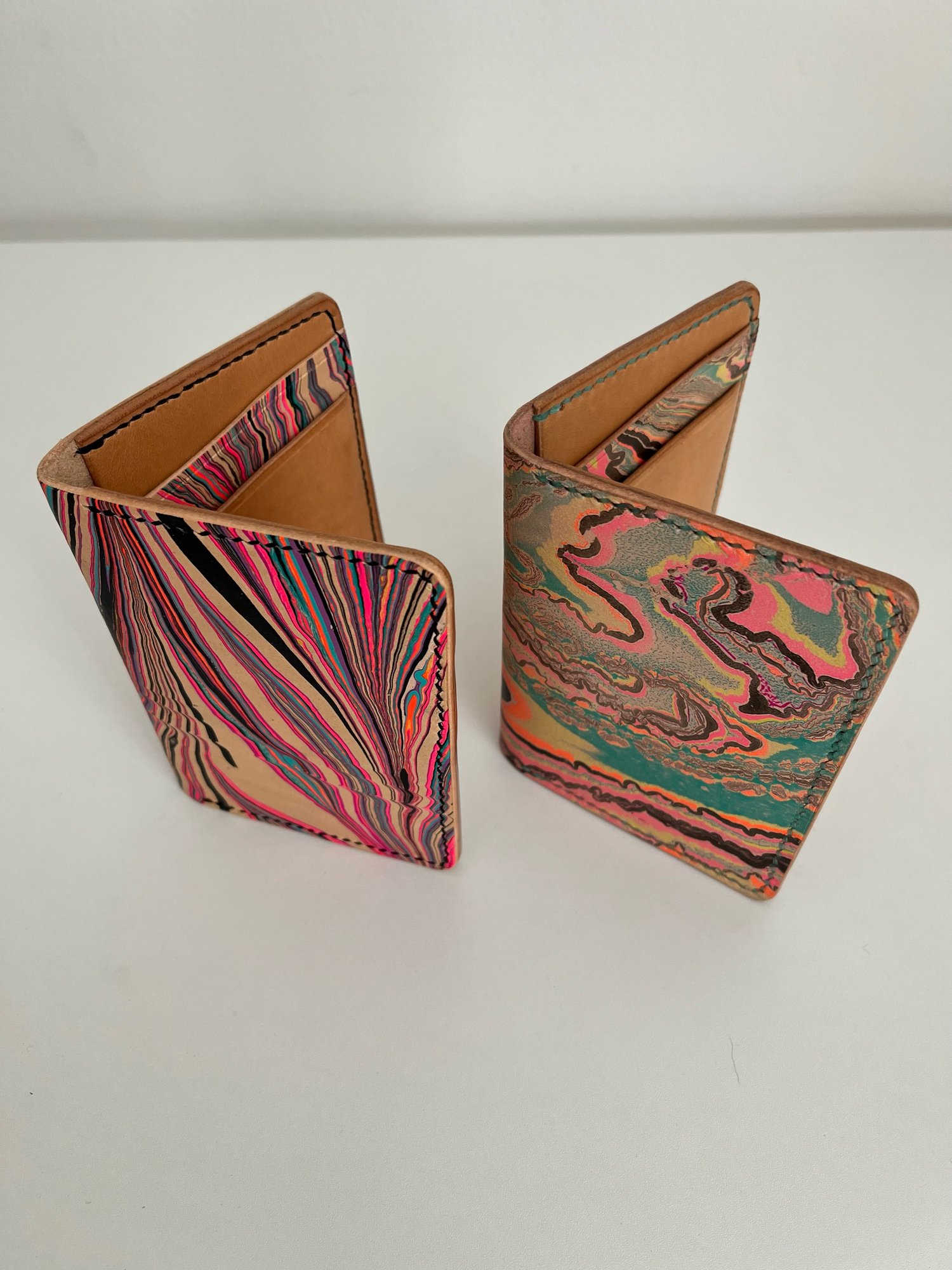 Image of Neon Marbled Vertical Cardholder 