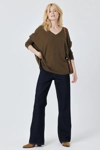 Image 1 of Jersey Gaby Marrón