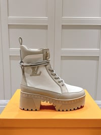 Image 14 of LV Plain Lace Boots