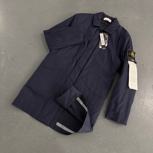 Image of BNWT AW 2017 Stone Island Water Repellent Supima Primaloft Coat, size medium