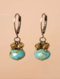 Image 2 of Boucles d'oreilles grappe 