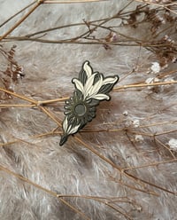 Image 1 of “Sun Flower” Pin 