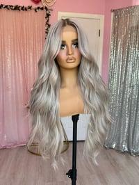 Image 3 of Silver blonde luxury (ready to ship) 