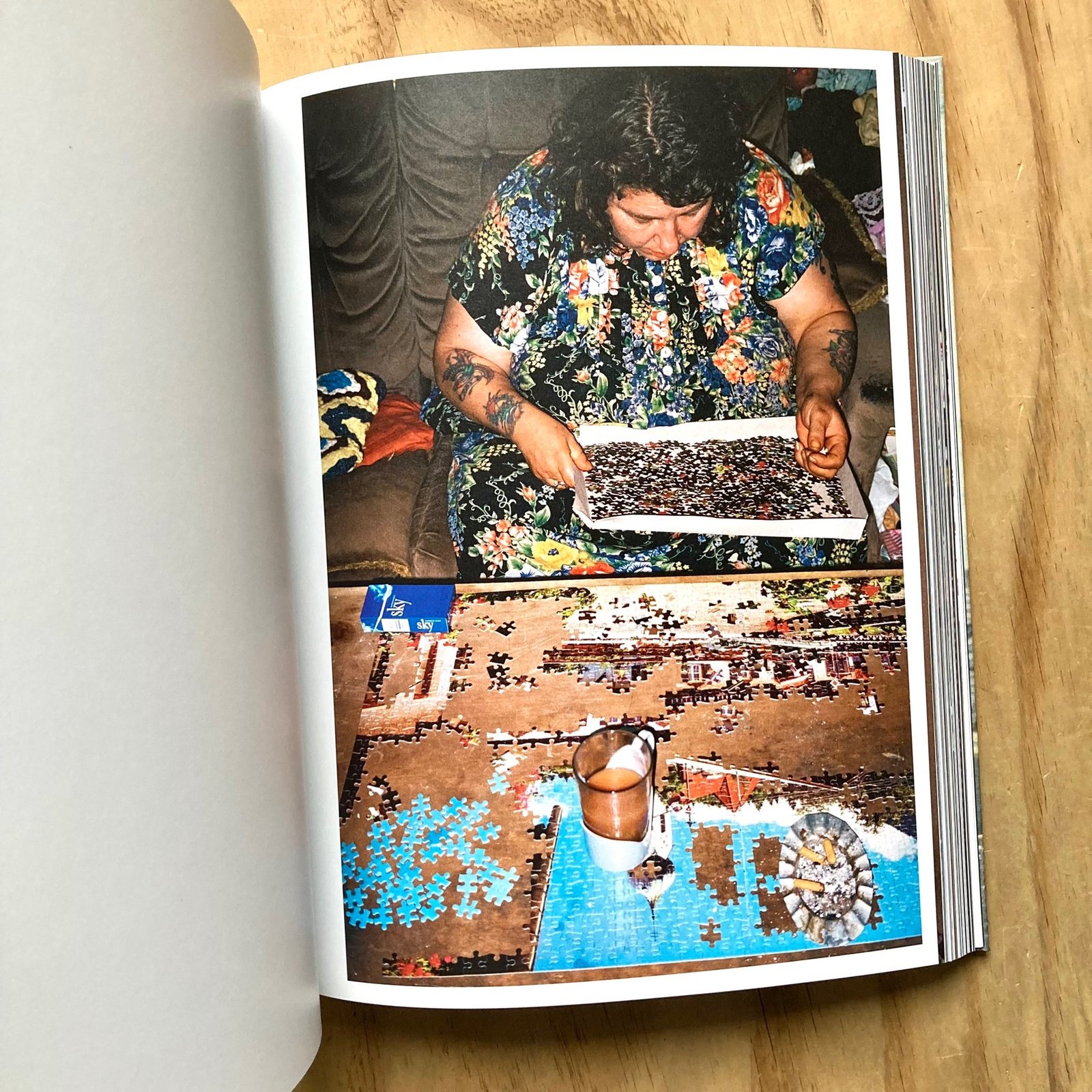 Richard Billingham - Ray's a Laugh (Signed) | Photobook Junkies