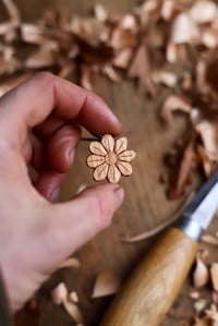 Image 3 of Daisy Flower- Pendant Necklace 