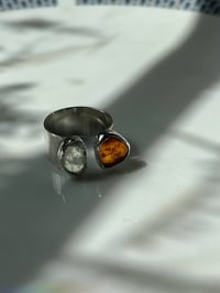 Image 2 of Ring mit grünem Amethyst und Bernstein