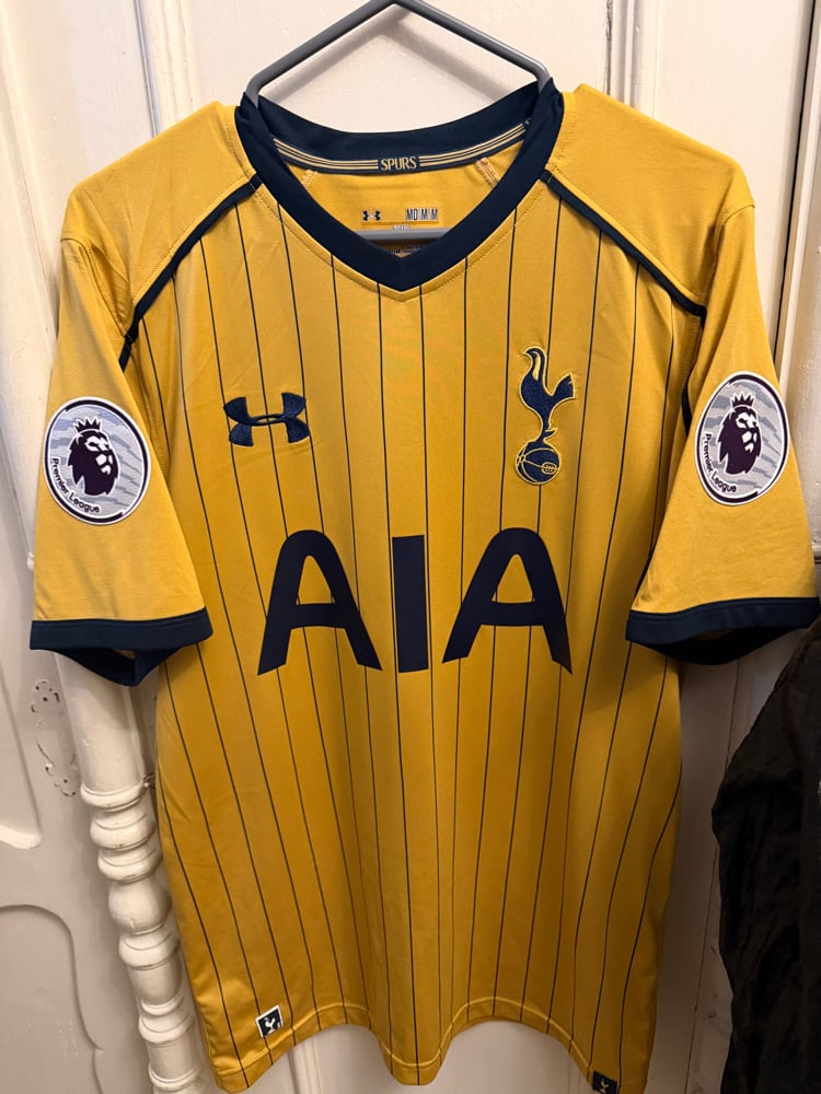 Image of PRE ORDER: Tottenham Hotspur “LAMELA 11” 2016/17 Third Shirt + PL patches (M)
