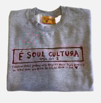Image 3 of È Soul Cultura Una Dos 2 front logo Sweatshirt