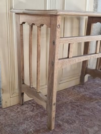 Image 3 of La petite console en chêne 