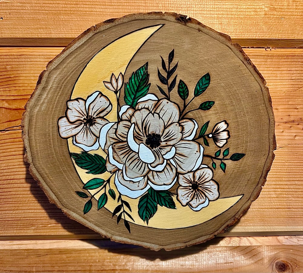 Image of Moon and flowers - Live Edge 
