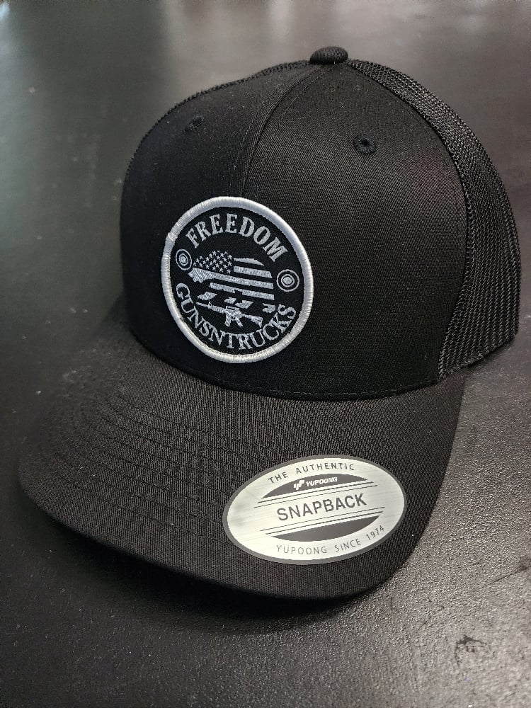 Trucker/Woven Patch Snapback