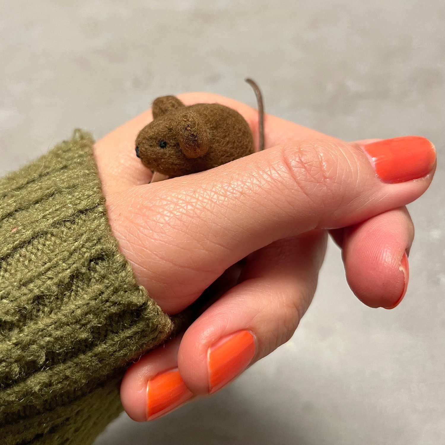 Image of Tiny Dorimu Mouse Brooch