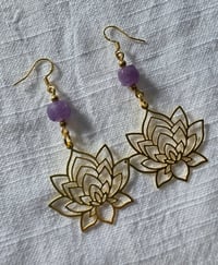 Image 3 of Lotus: Gold